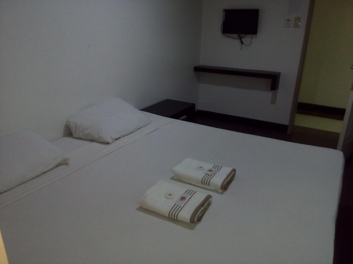 Hotel Kichi Легазпи Екстериор снимка