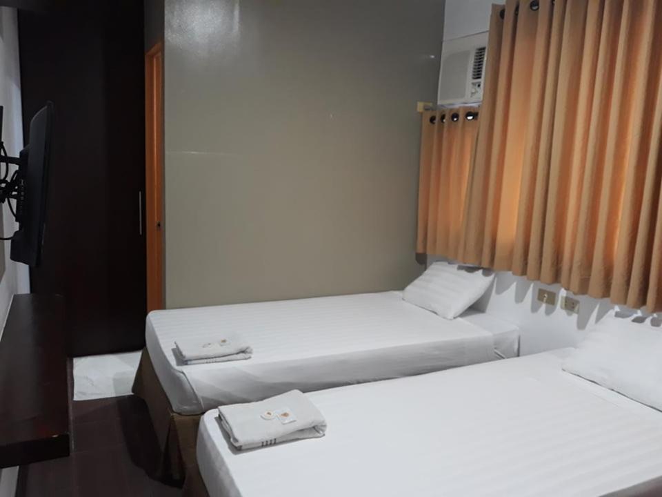 Hotel Kichi Легазпи Екстериор снимка
