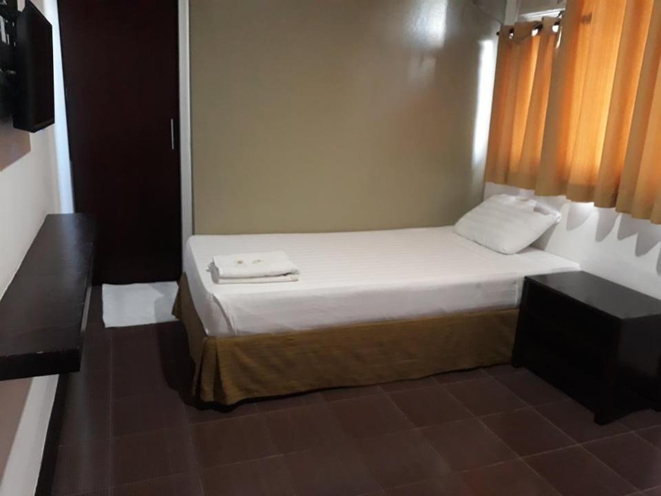 Hotel Kichi Легазпи Екстериор снимка